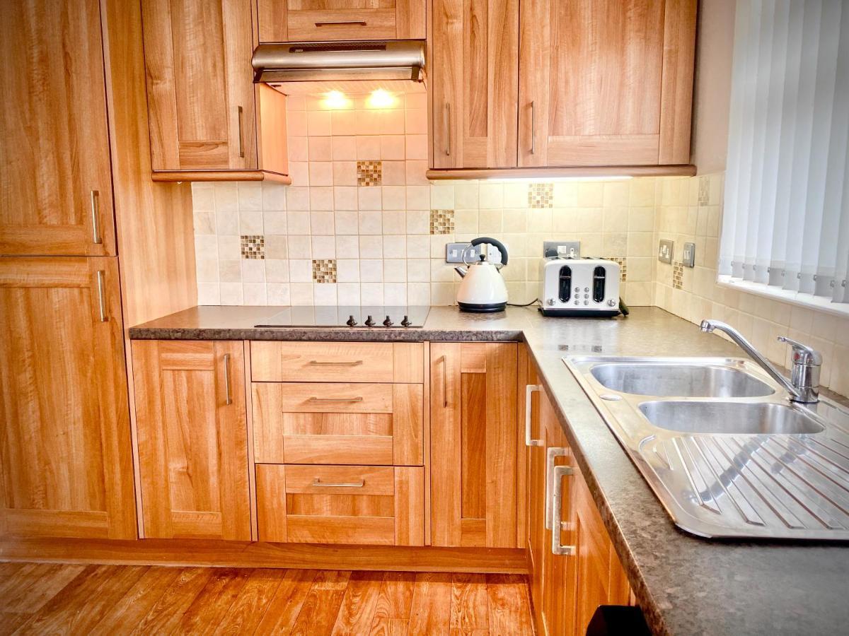 Remarkable 3-Bed Hot Tub House In Blackpool Ngoại thất bức ảnh